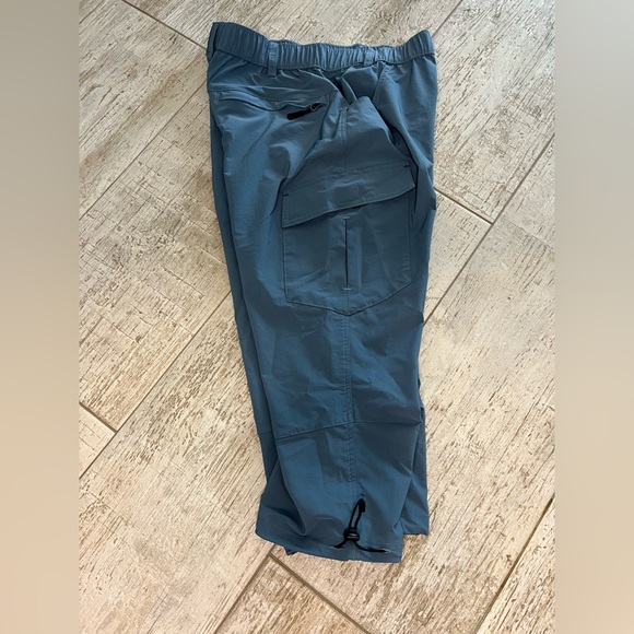 Blue Cargo Capris - Picture 7 of 15